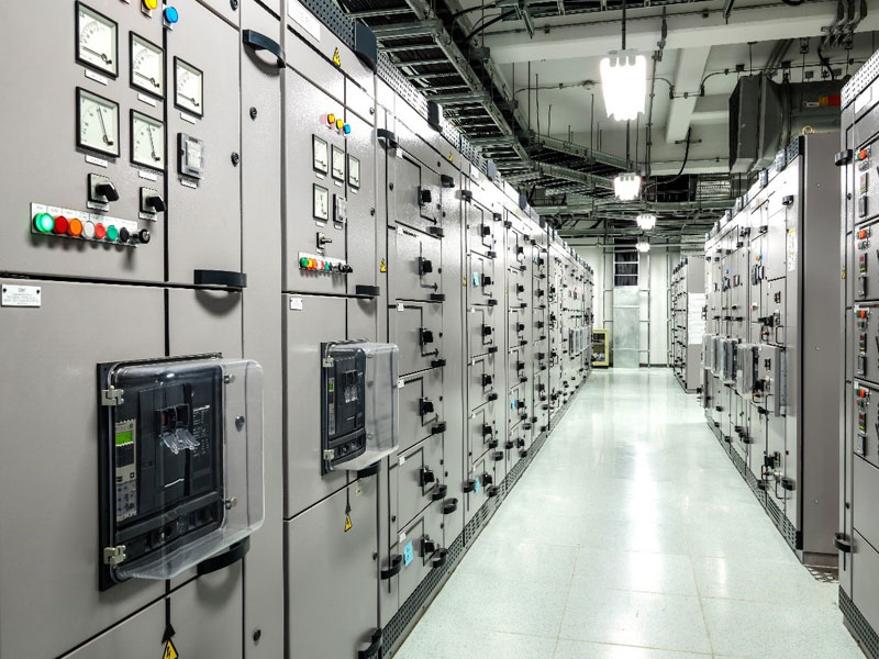 The function of high-voltage switchgear